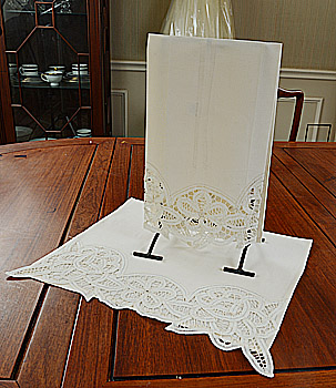 hand towels, guest towels, cotton towels, lace towels